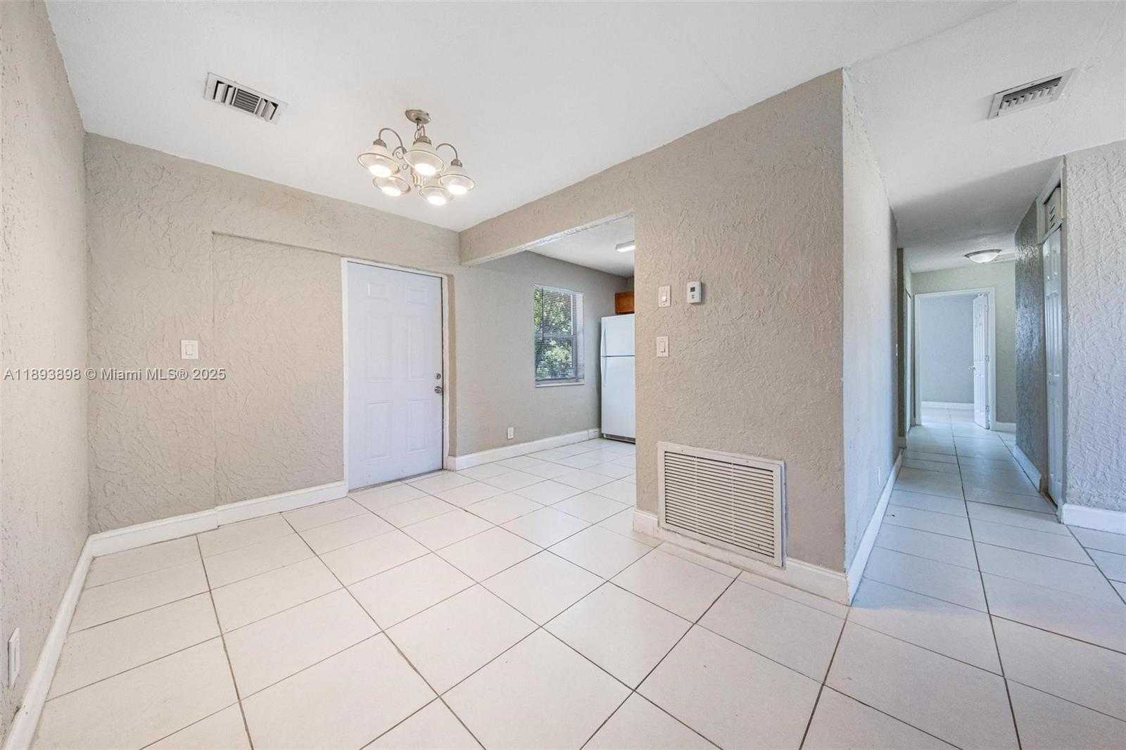 Small Image of 1560 NORTH WEST SUNSET STRIP, Sunrise Number 17