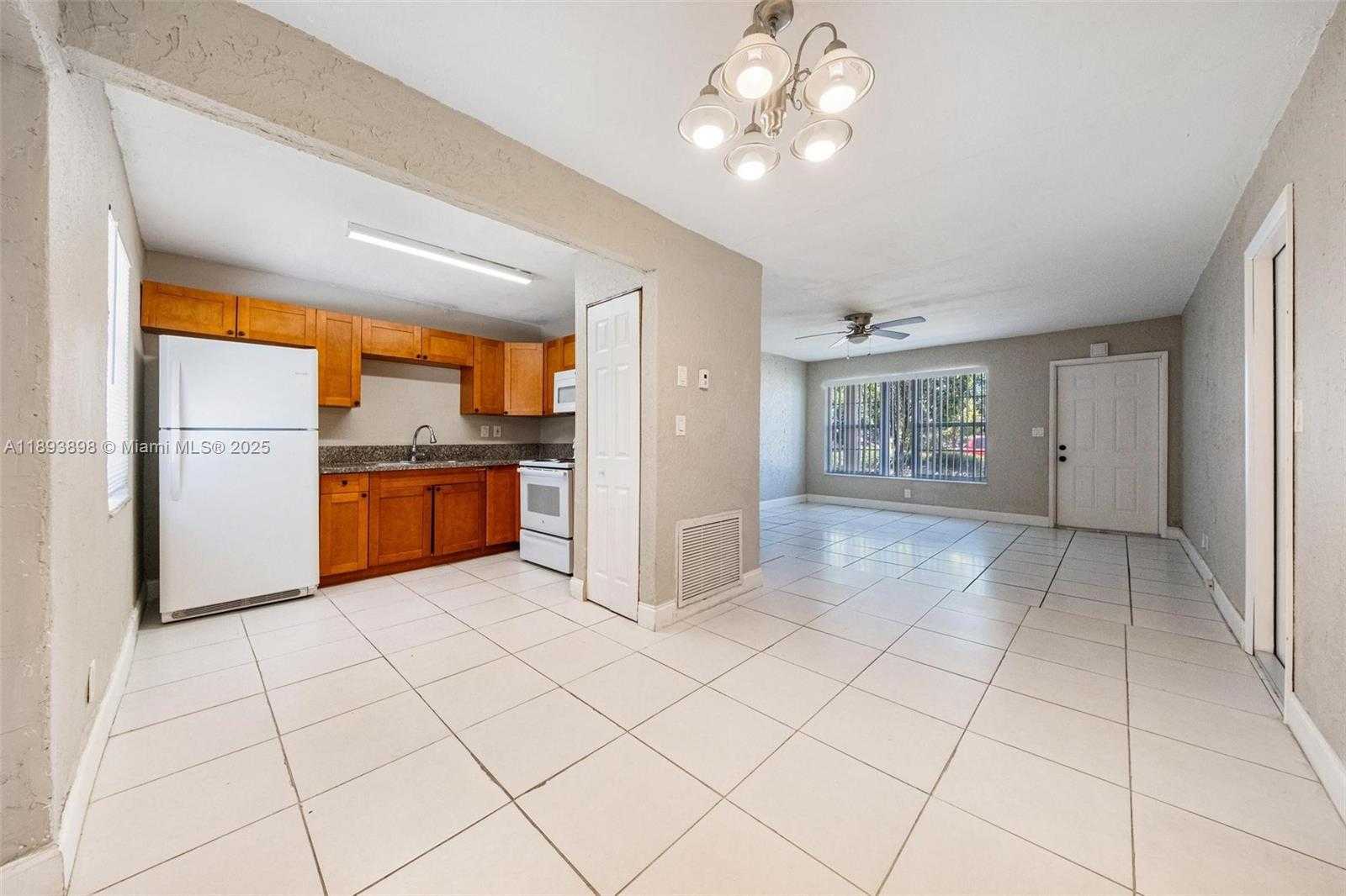 Small Image of 1560 NORTH WEST SUNSET STRIP, Sunrise Number 4