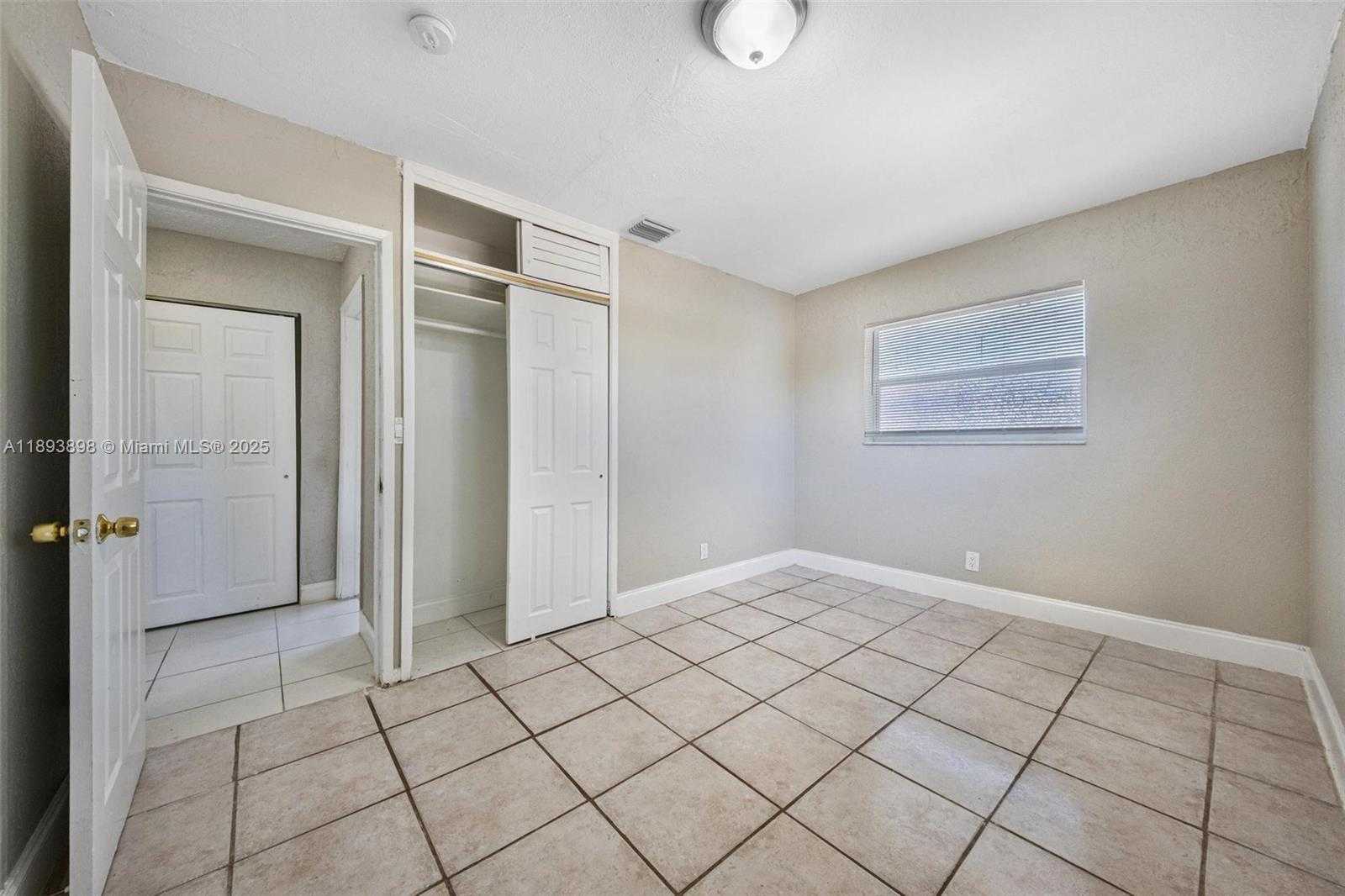 Small Image of 1560 NORTH WEST SUNSET STRIP, Sunrise Number 8