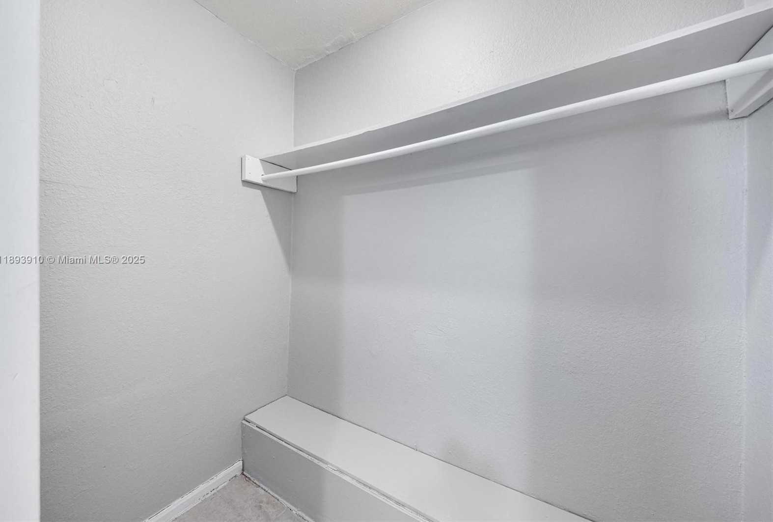 Small Image of 6442 OAK ST, Hollywood Number 30