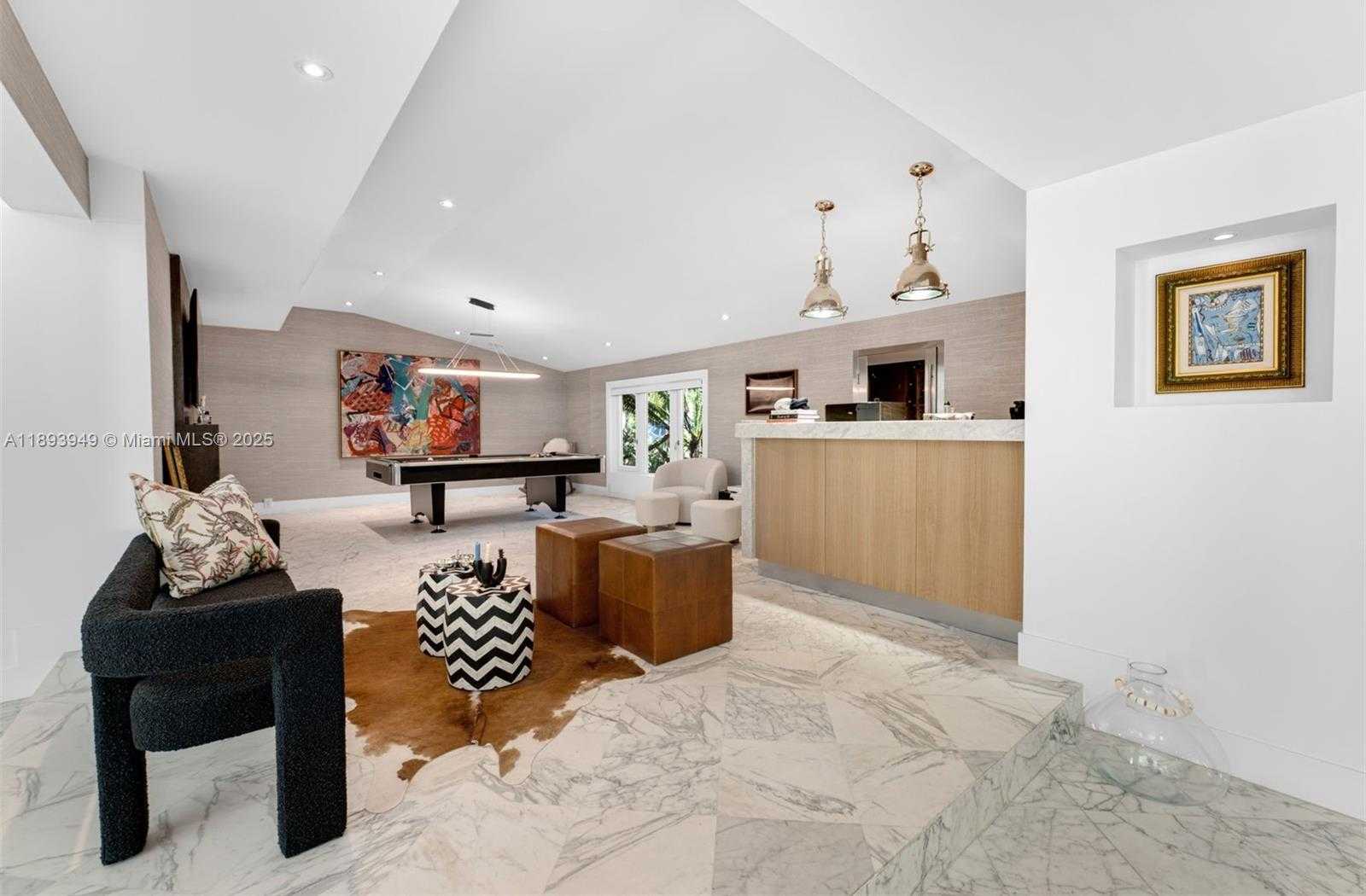 Small Image of 755 BLUE RD, Coral Gables Number 17