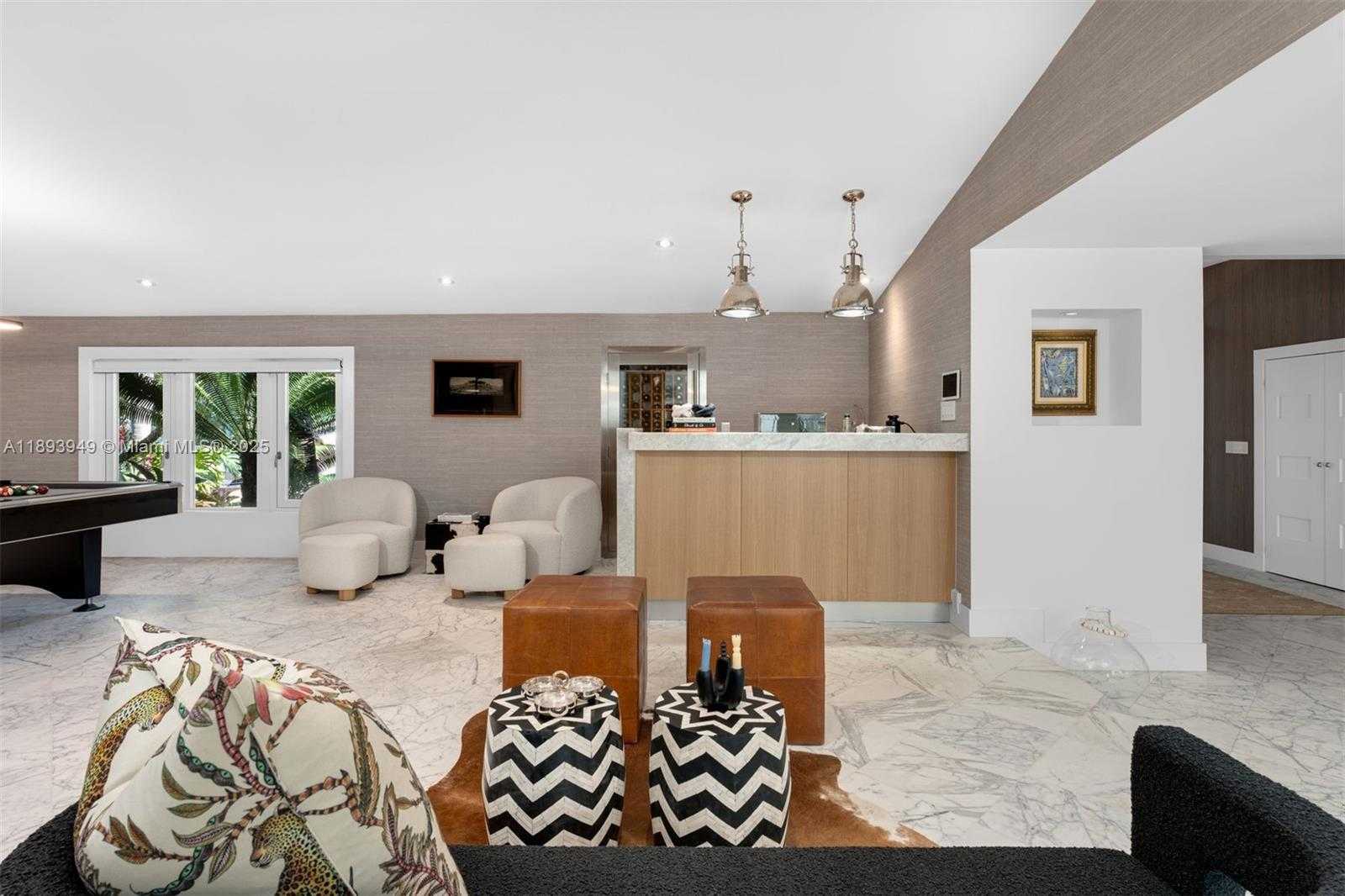 Small Image of 755 BLUE RD, Coral Gables Number 8