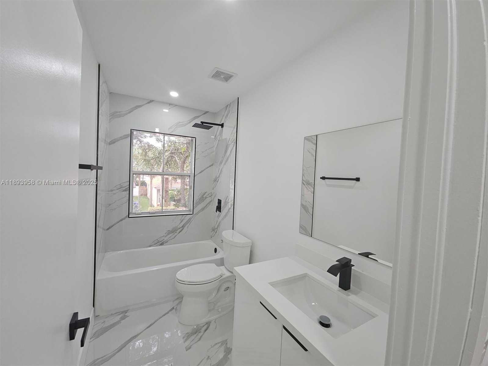 Small Image of 1768 NORTH WEST 78TH AVE, Pembroke Pines Number 20