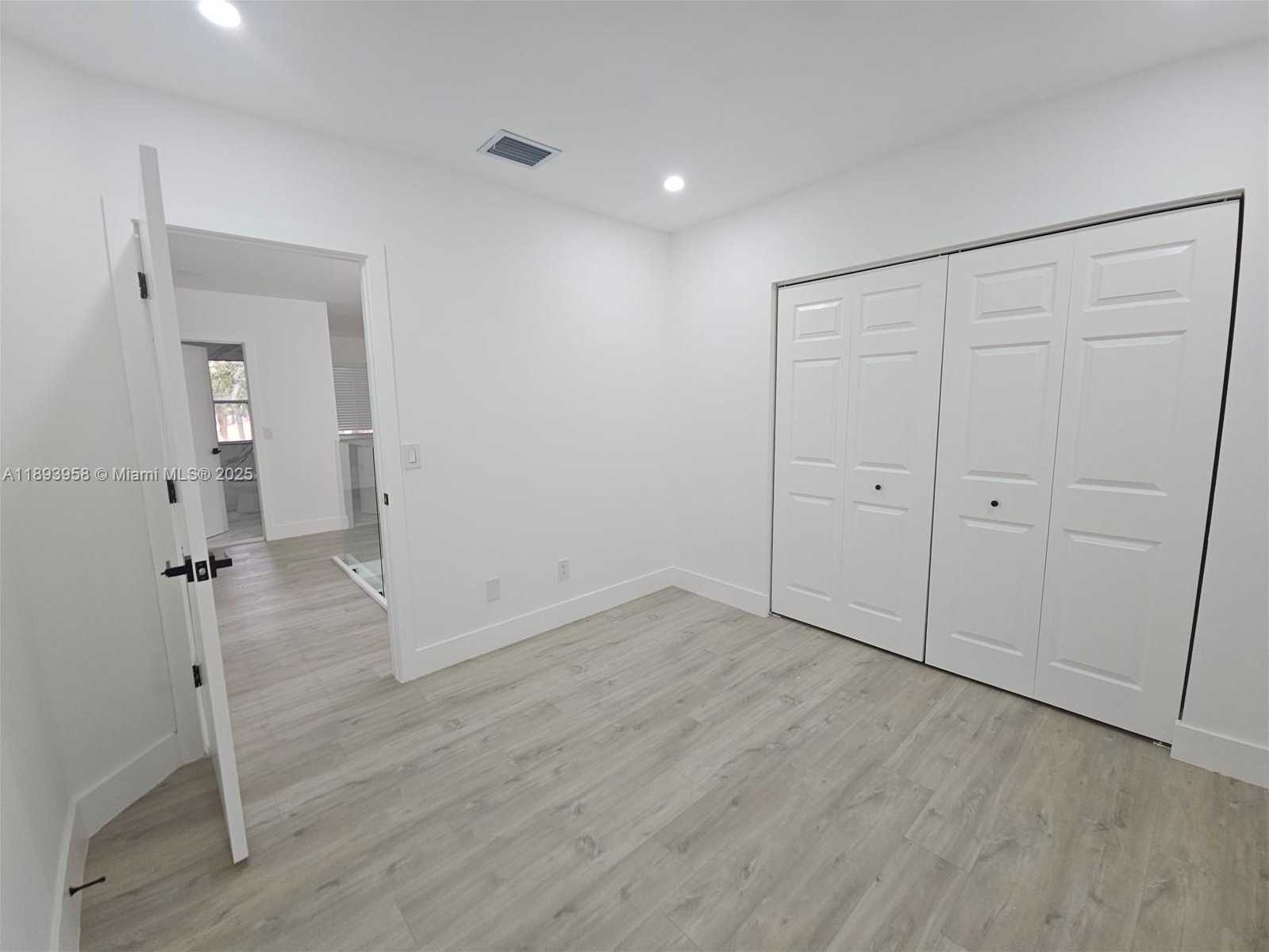 Small Image of 1768 NORTH WEST 78TH AVE, Pembroke Pines Number 27