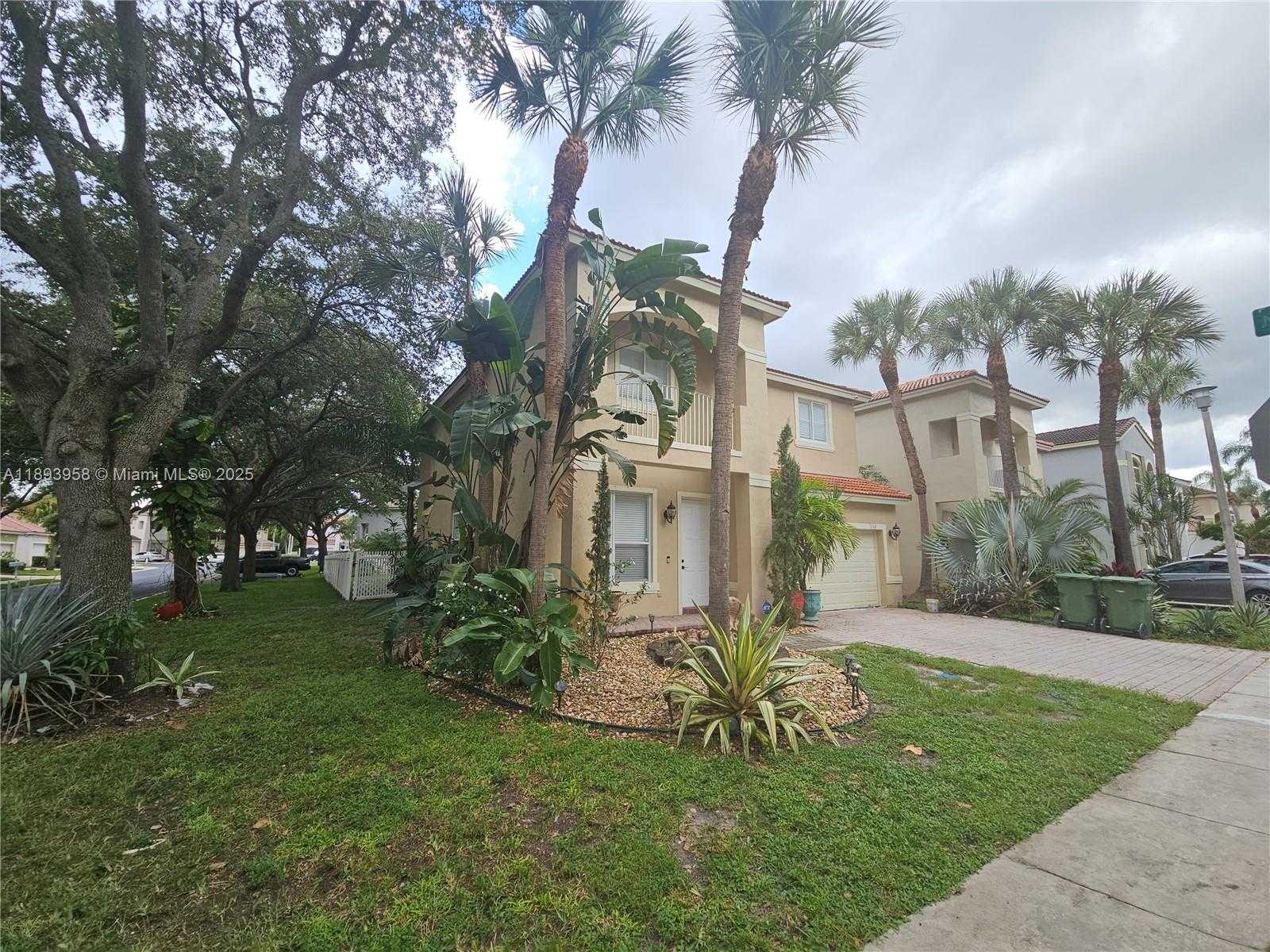 Small Image of 1768 NORTH WEST 78TH AVE, Pembroke Pines Number 3