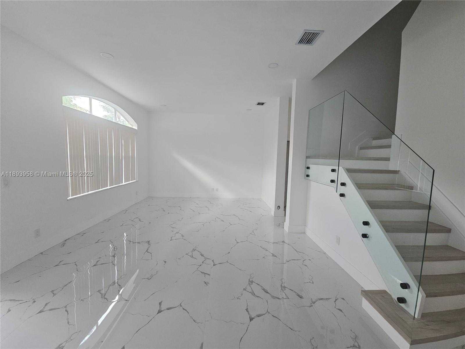 Small Image of 1768 NORTH WEST 78TH AVE, Pembroke Pines Number 4