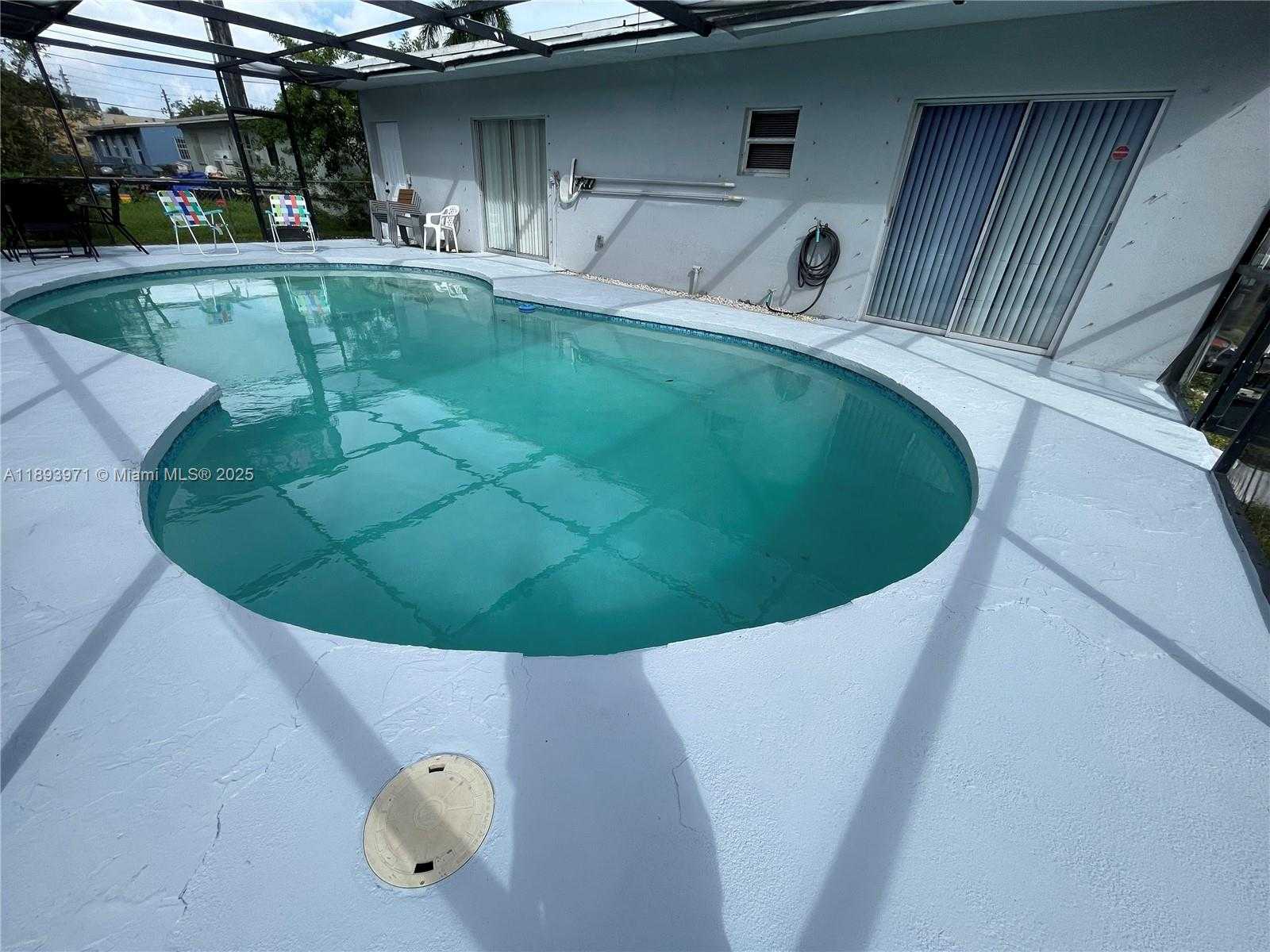 Small Image of 1854 LAUDERDALE MANOR DR, Fort Lauderdale Number 14