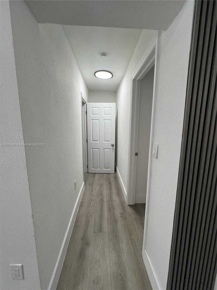 Small Image of 18011 NORTH WEST 23RD AVE, Miami Gardens Number 16