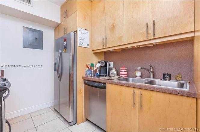 Small Image of 1025 NORTH EAST 17TH WAY, Fort Lauderdale Number 8