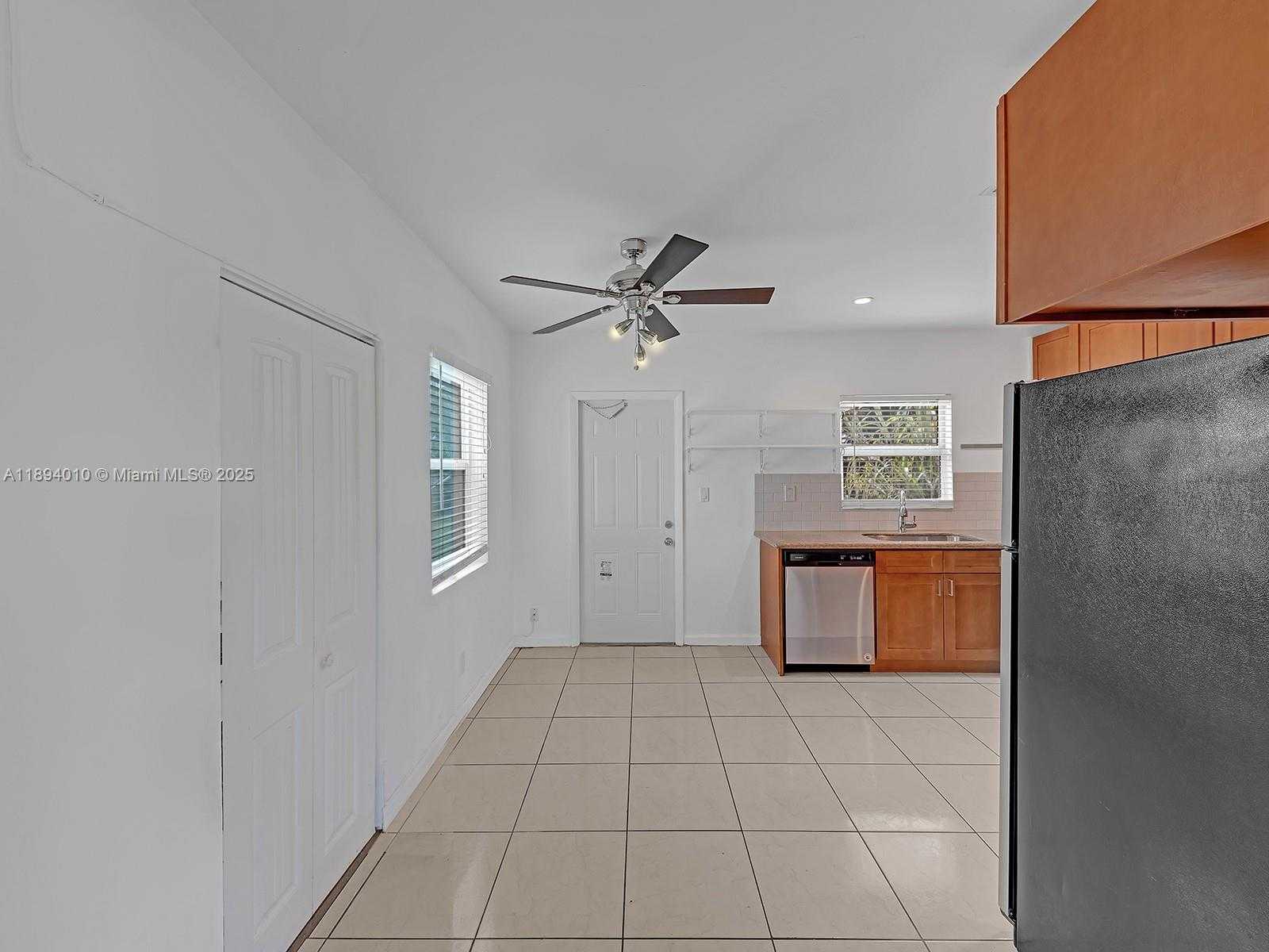 Small Image of 1636 NORTH EAST 15TH AVE, Fort Lauderdale Number 12