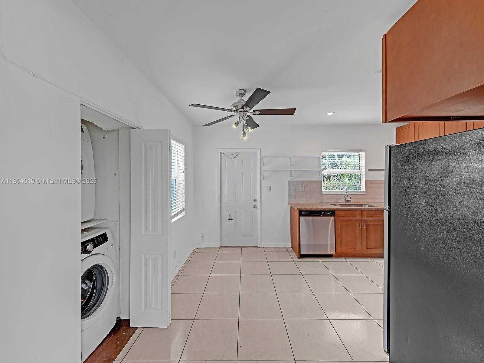 Small Image of 1636 NORTH EAST 15TH AVE, Fort Lauderdale Number 13