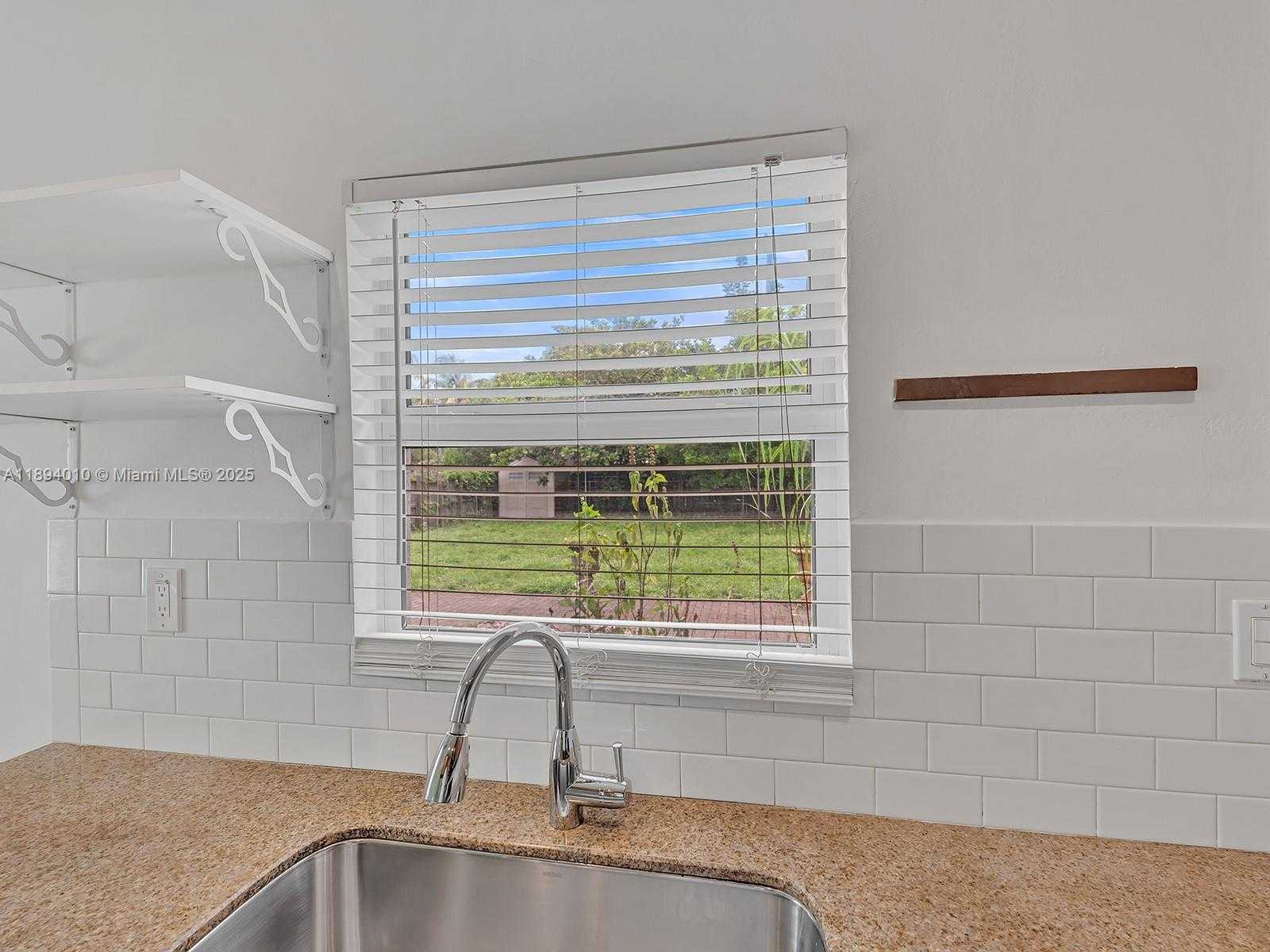 Small Image of 1636 NORTH EAST 15TH AVE, Fort Lauderdale Number 18