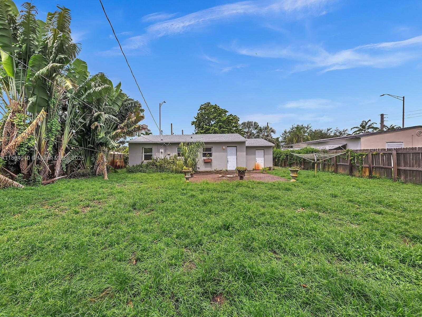 Small Image of 1636 NORTH EAST 15TH AVE, Fort Lauderdale Number 22