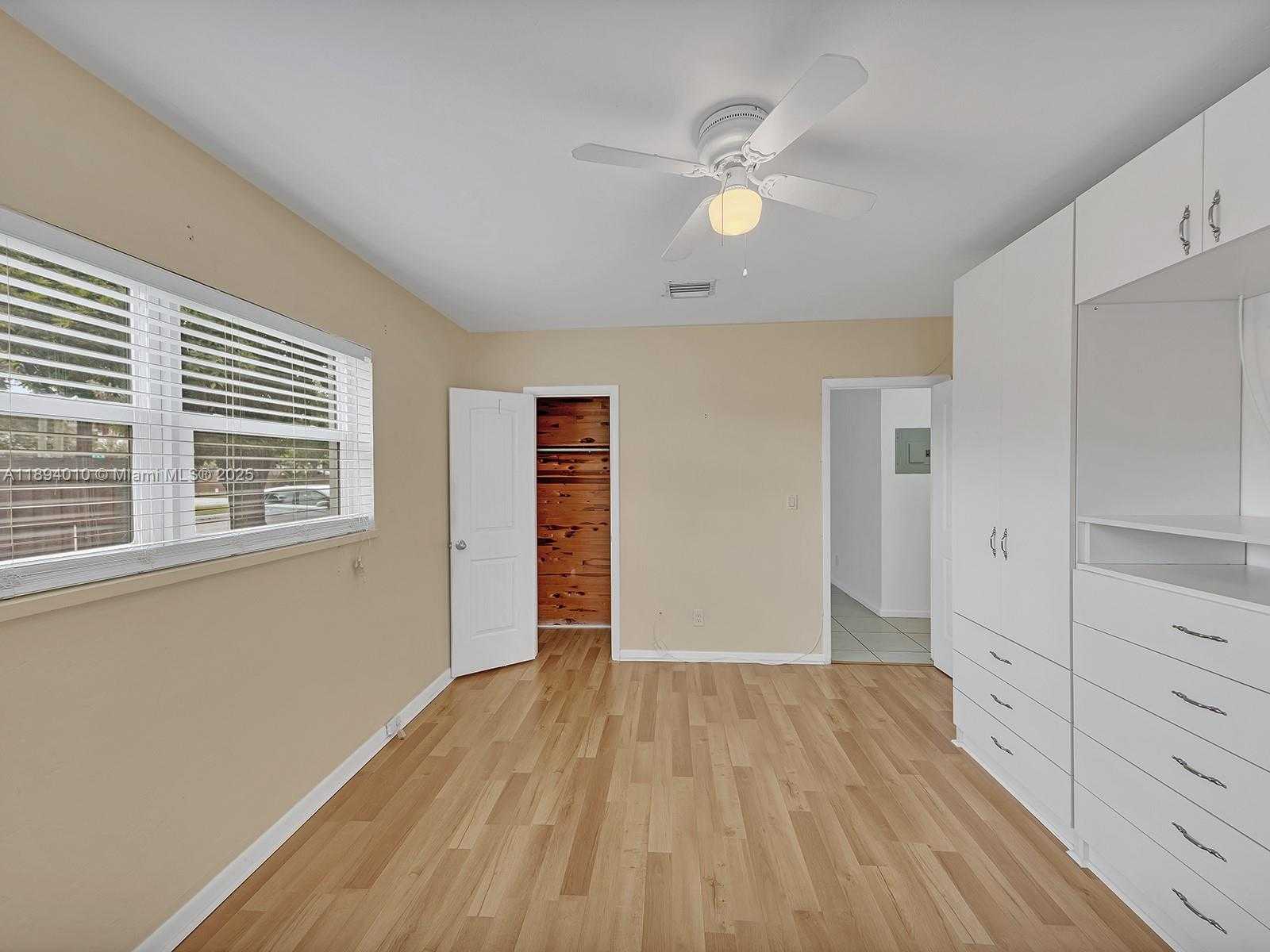 Small Image of 1636 NORTH EAST 15TH AVE, Fort Lauderdale Number 25