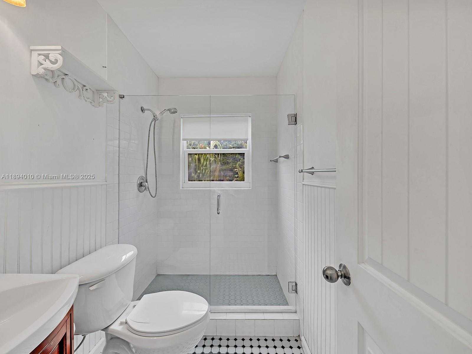 Small Image of 1636 NORTH EAST 15TH AVE, Fort Lauderdale Number 29