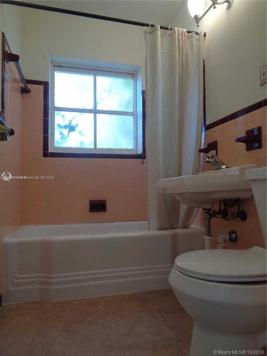 Small Image of 1636 NORTH EAST 15TH AVE, Fort Lauderdale Number 30