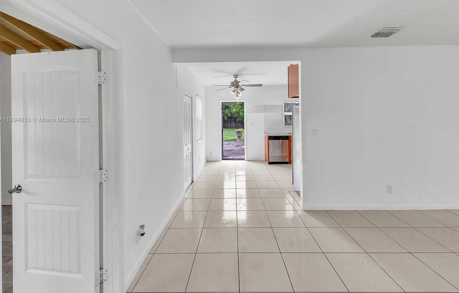 Small Image of 1636 NORTH EAST 15TH AVE, Fort Lauderdale Number 4