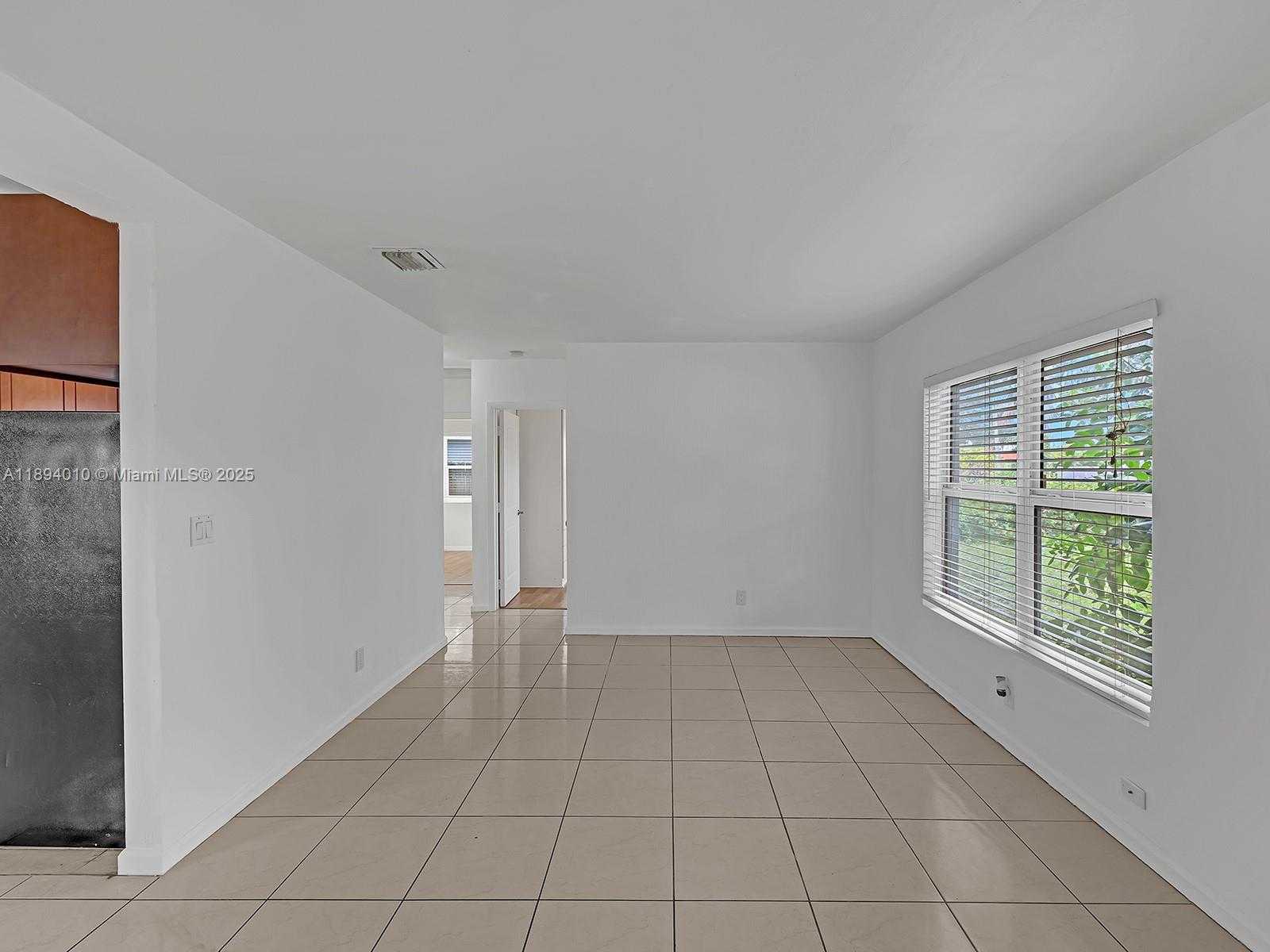Small Image of 1636 NORTH EAST 15TH AVE, Fort Lauderdale Number 6