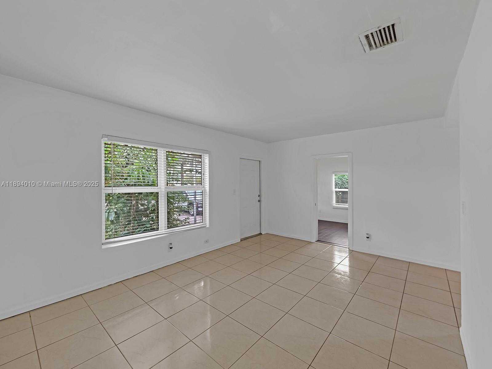 Small Image of 1636 NORTH EAST 15TH AVE, Fort Lauderdale Number 8