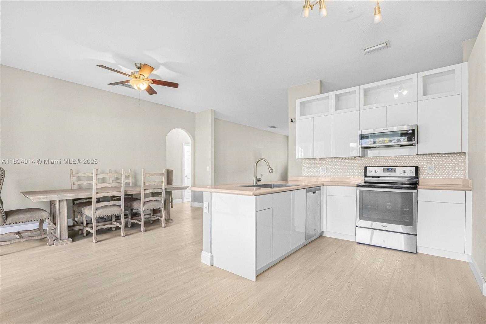 Small Image of 2821 AUGUSTA DR, Homestead Number 11