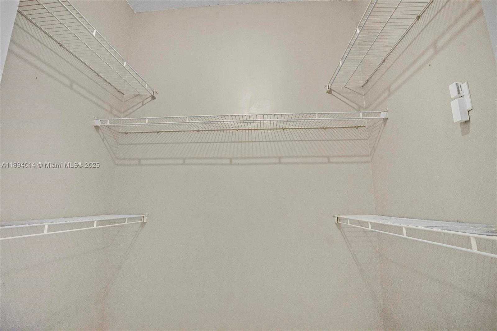 Small Image of 2821 AUGUSTA DR, Homestead Number 14