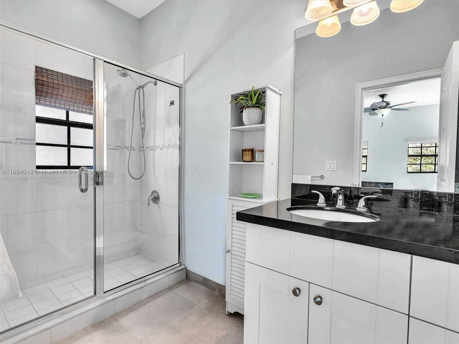 Small Image of 2901 HIDDEN HARBOUR ST, Dania Beach Number 22