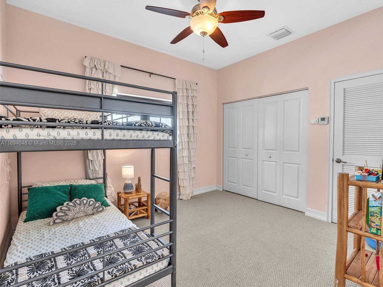 Small Image of 2901 HIDDEN HARBOUR ST, Dania Beach Number 23