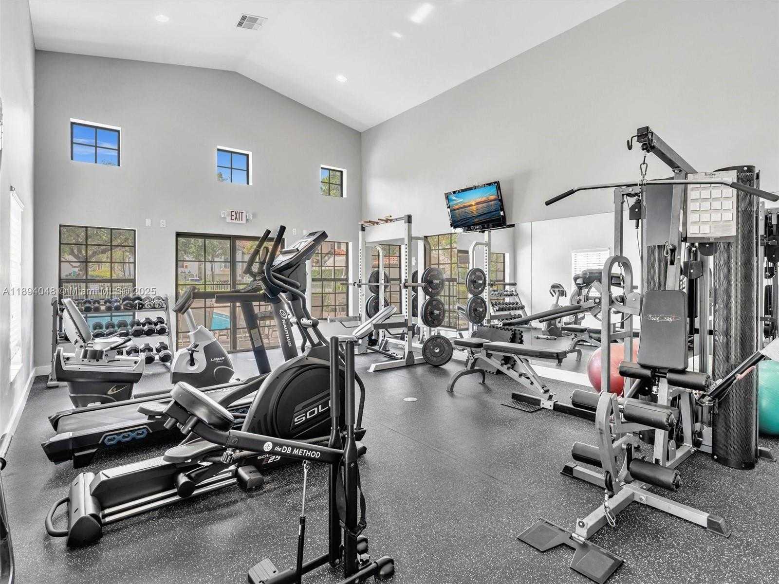 Small Image of 2901 HIDDEN HARBOUR ST, Dania Beach Number 41