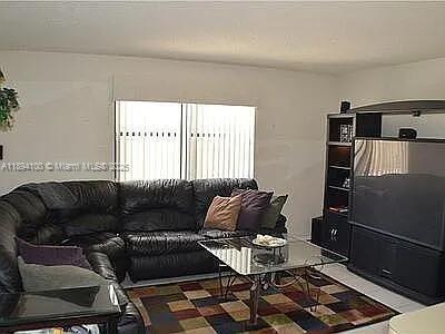 Small Image of 5920 YORK LN, Davie Number 12