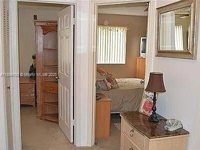 Small Image of 5920 YORK LN, Davie Number 16