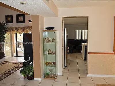 Small Image of 5920 YORK LN, Davie Number 7