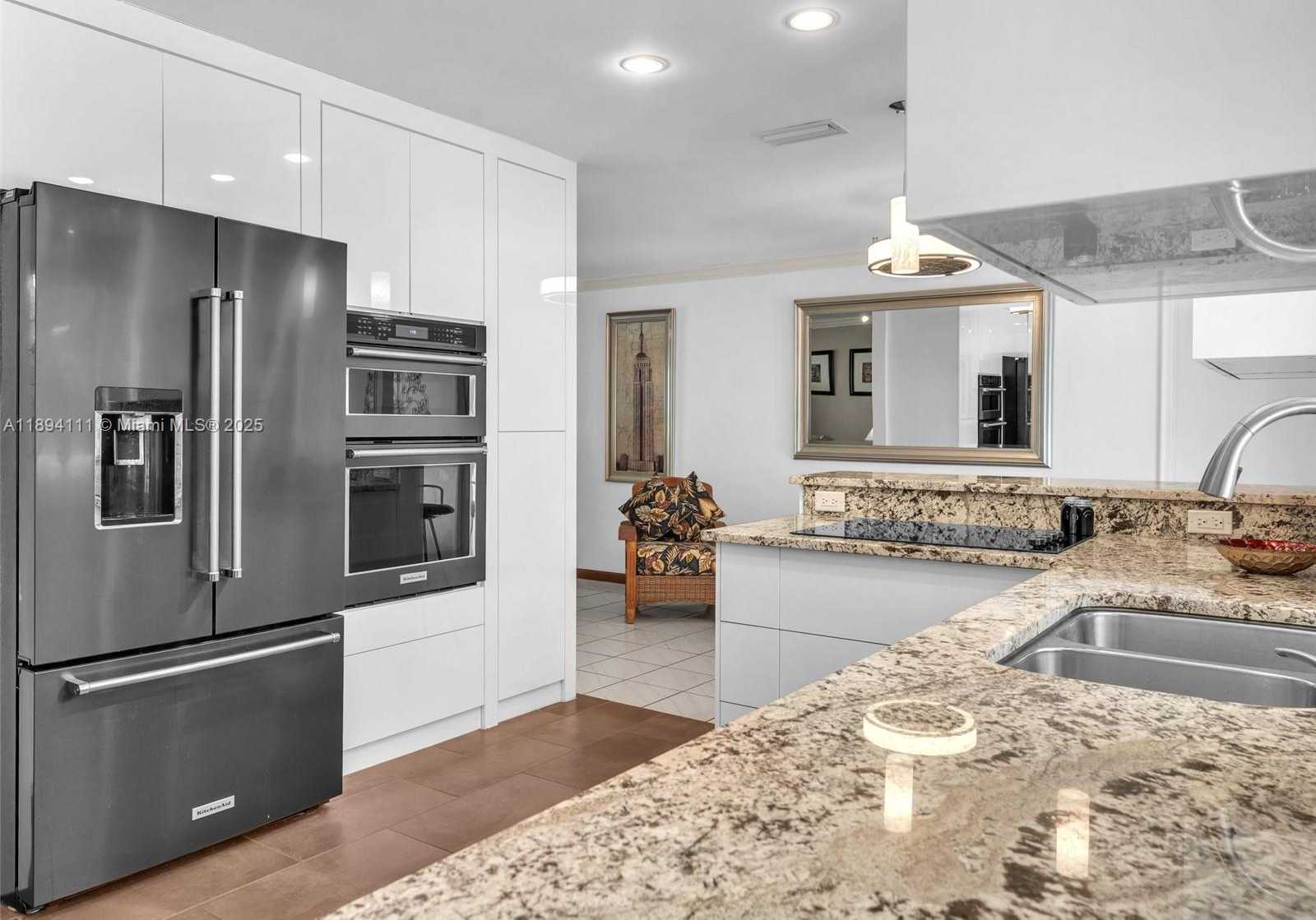 Small Image of 1030 JOHNSON ST, Hollywood Number 13