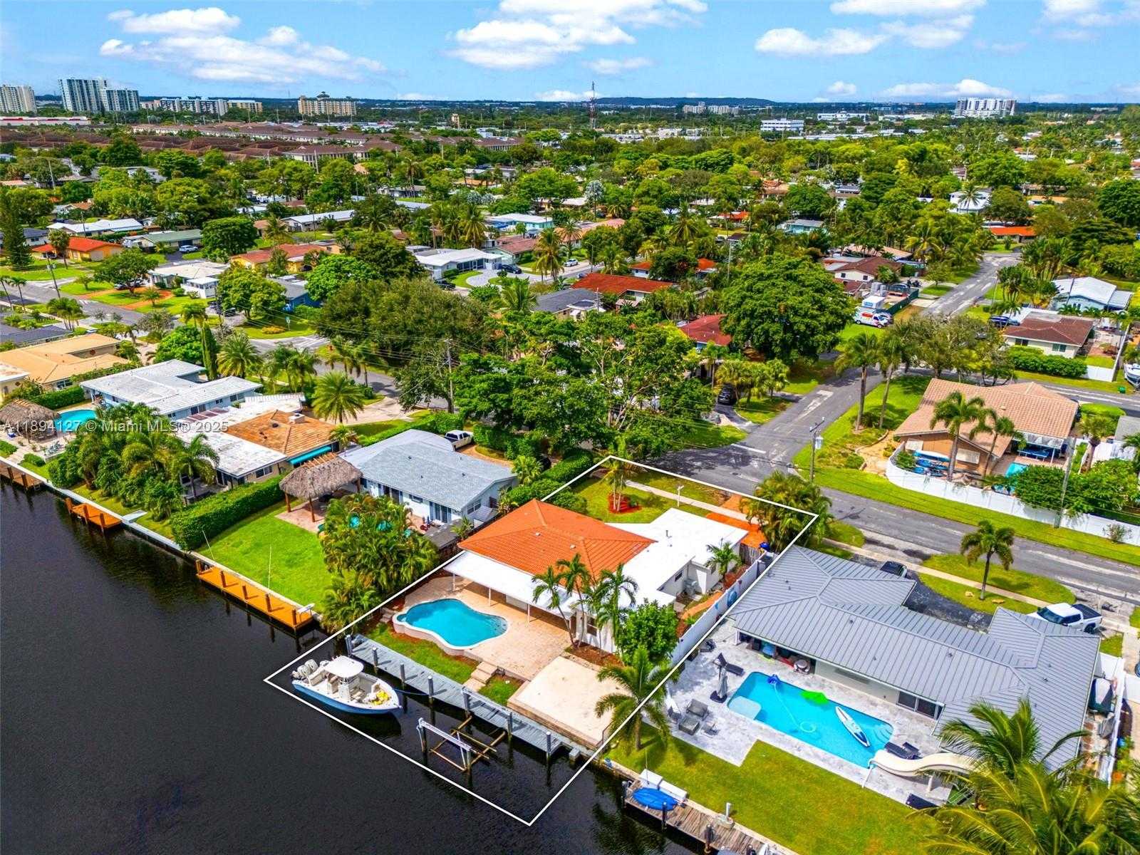 Small Image of 230 SOUTH EAST 9TH ST, Pompano Beach Number 10