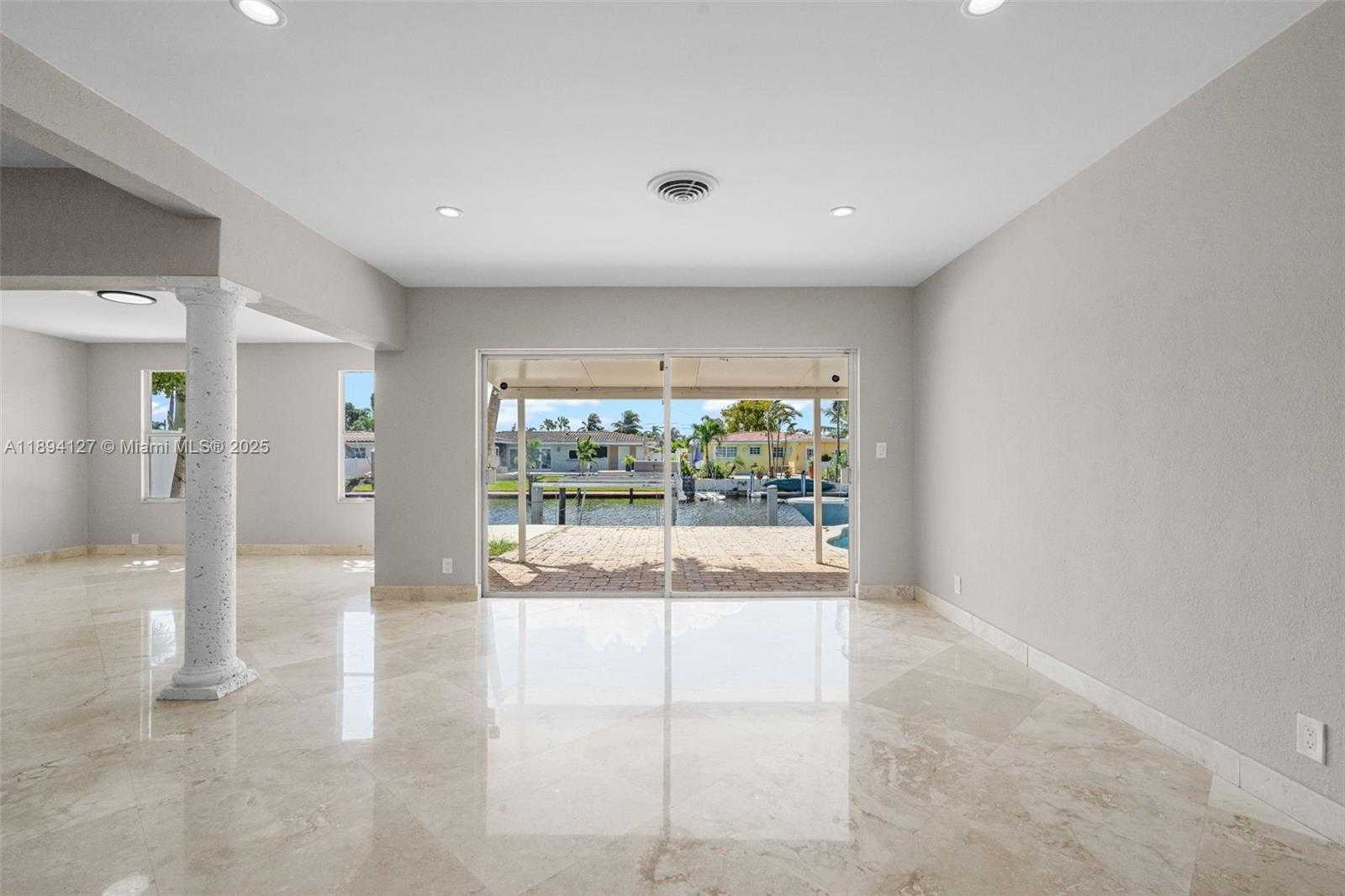 Small Image of 230 SOUTH EAST 9TH ST, Pompano Beach Number 13