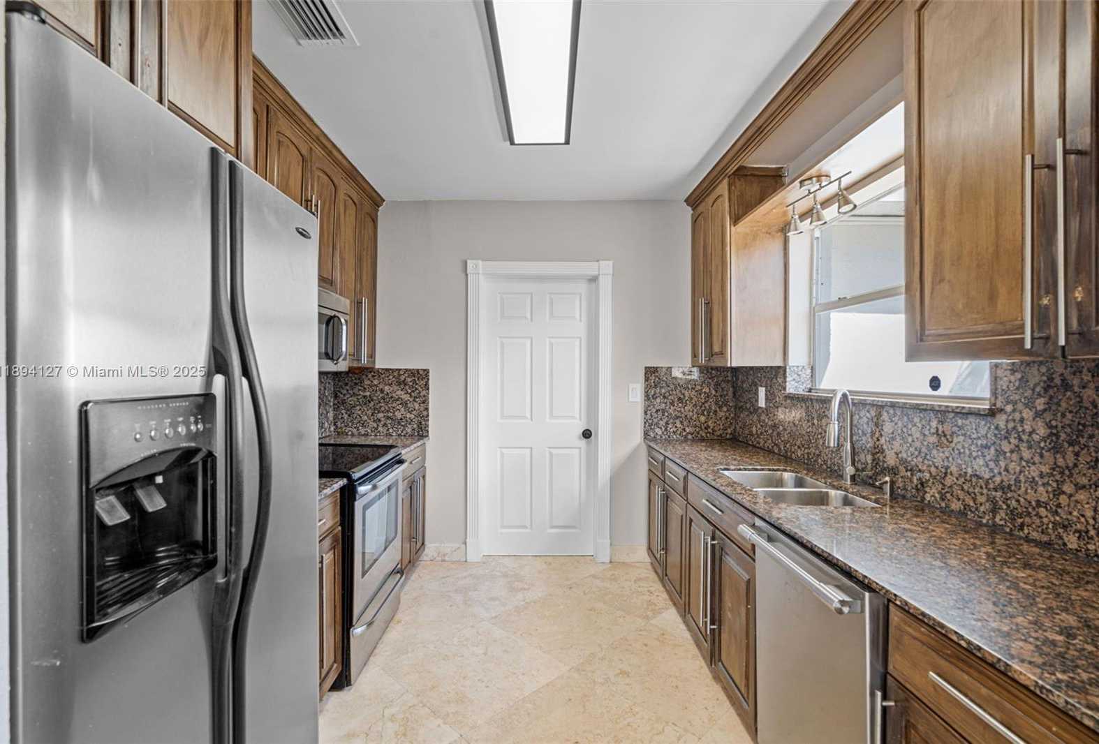 Small Image of 230 SOUTH EAST 9TH ST, Pompano Beach Number 20