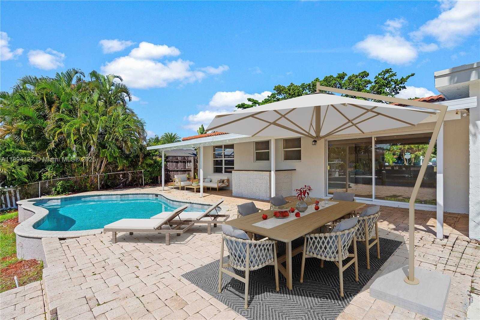 Small Image of 230 SOUTH EAST 9TH ST, Pompano Beach Number 6
