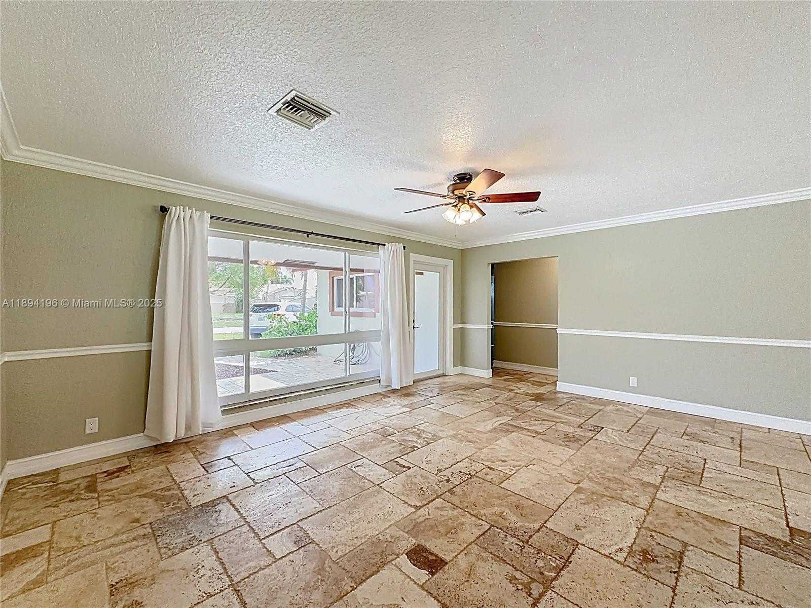 Small Image of 5511 NORTH EAST 18TH TER, Fort Lauderdale Number 24