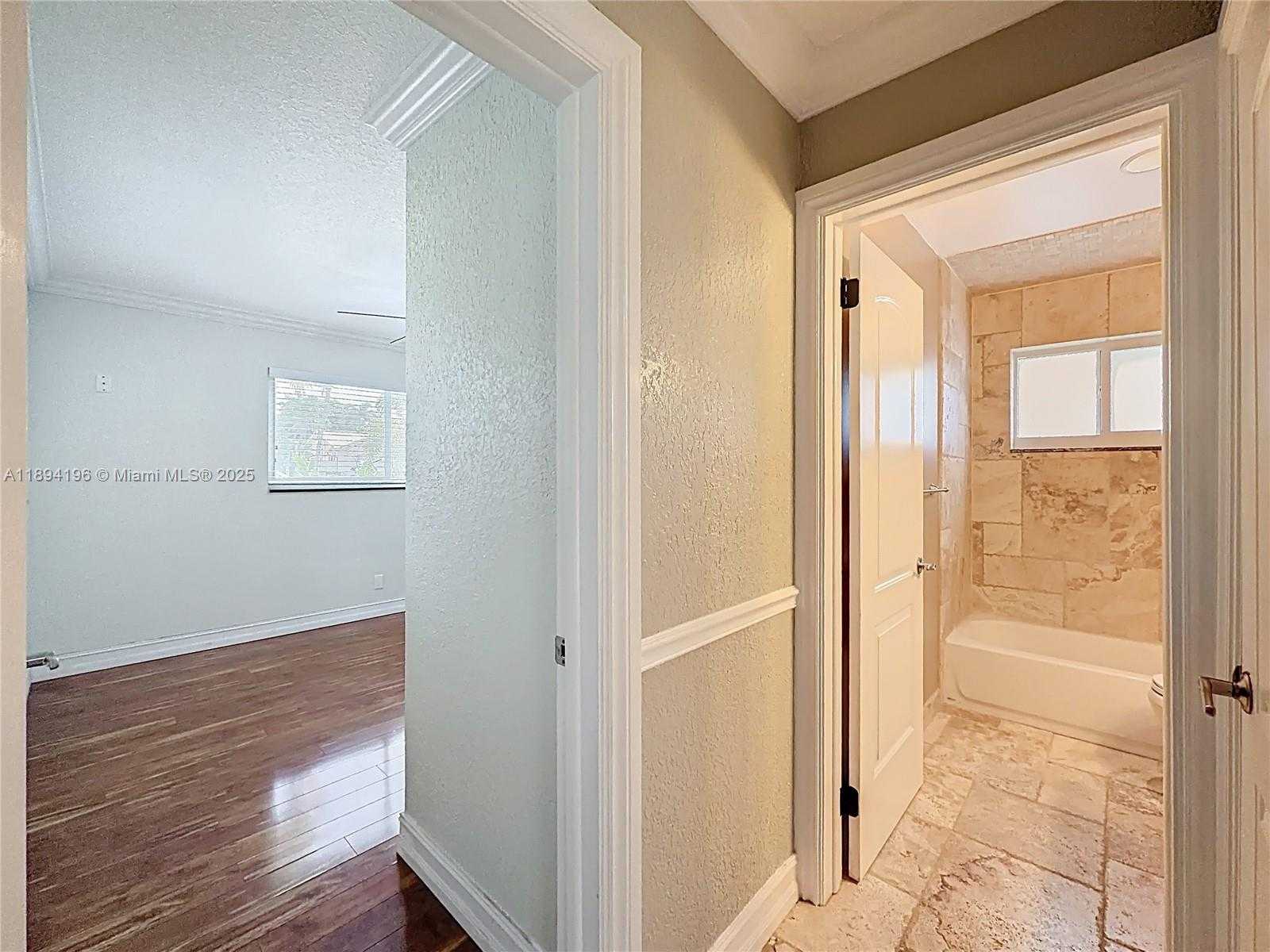 Small Image of 5511 NORTH EAST 18TH TER, Fort Lauderdale Number 35