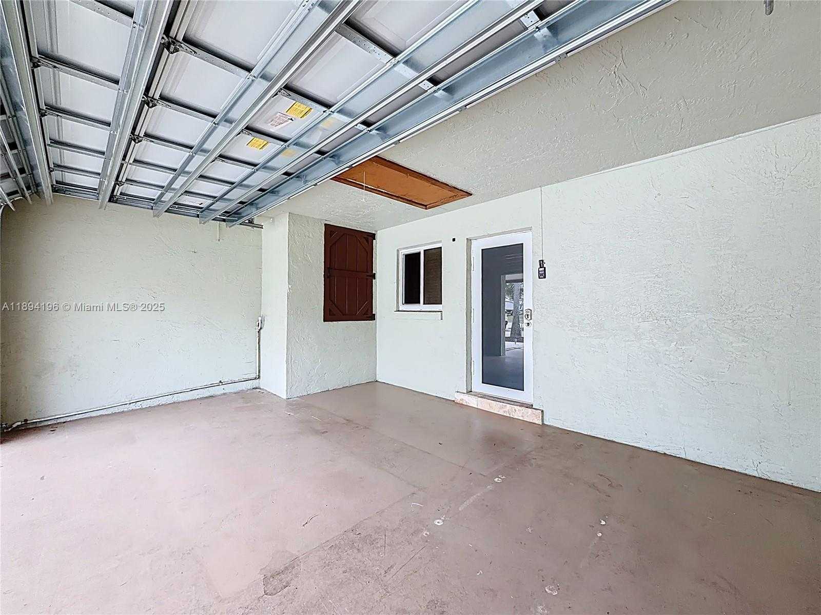 Small Image of 5511 NORTH EAST 18TH TER, Fort Lauderdale Number 44