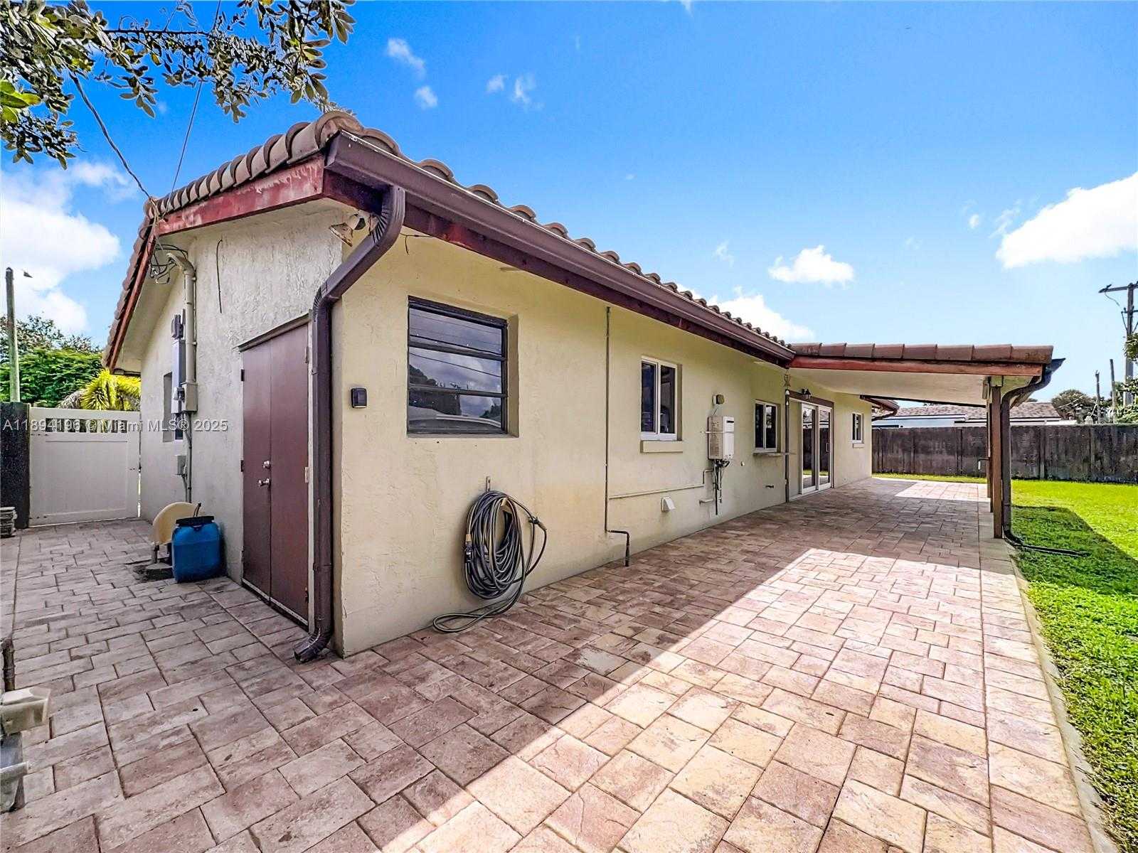 Small Image of 5511 NORTH EAST 18TH TER, Fort Lauderdale Number 58