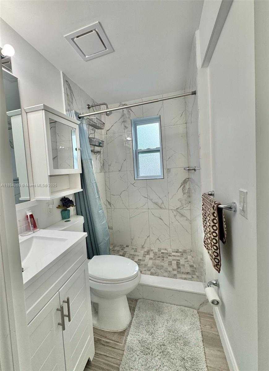 Small Image of 129 SOUTH WEST HIDEAWAY PL, Stuart Number 10