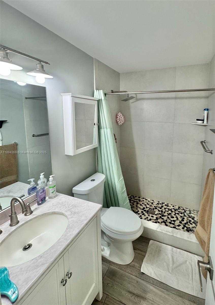 Small Image of 129 SOUTH WEST HIDEAWAY PL, Stuart Number 18