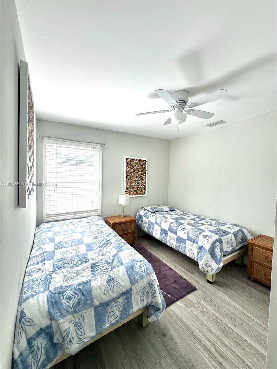 Small Image of 129 SOUTH WEST HIDEAWAY PL, Stuart Number 9