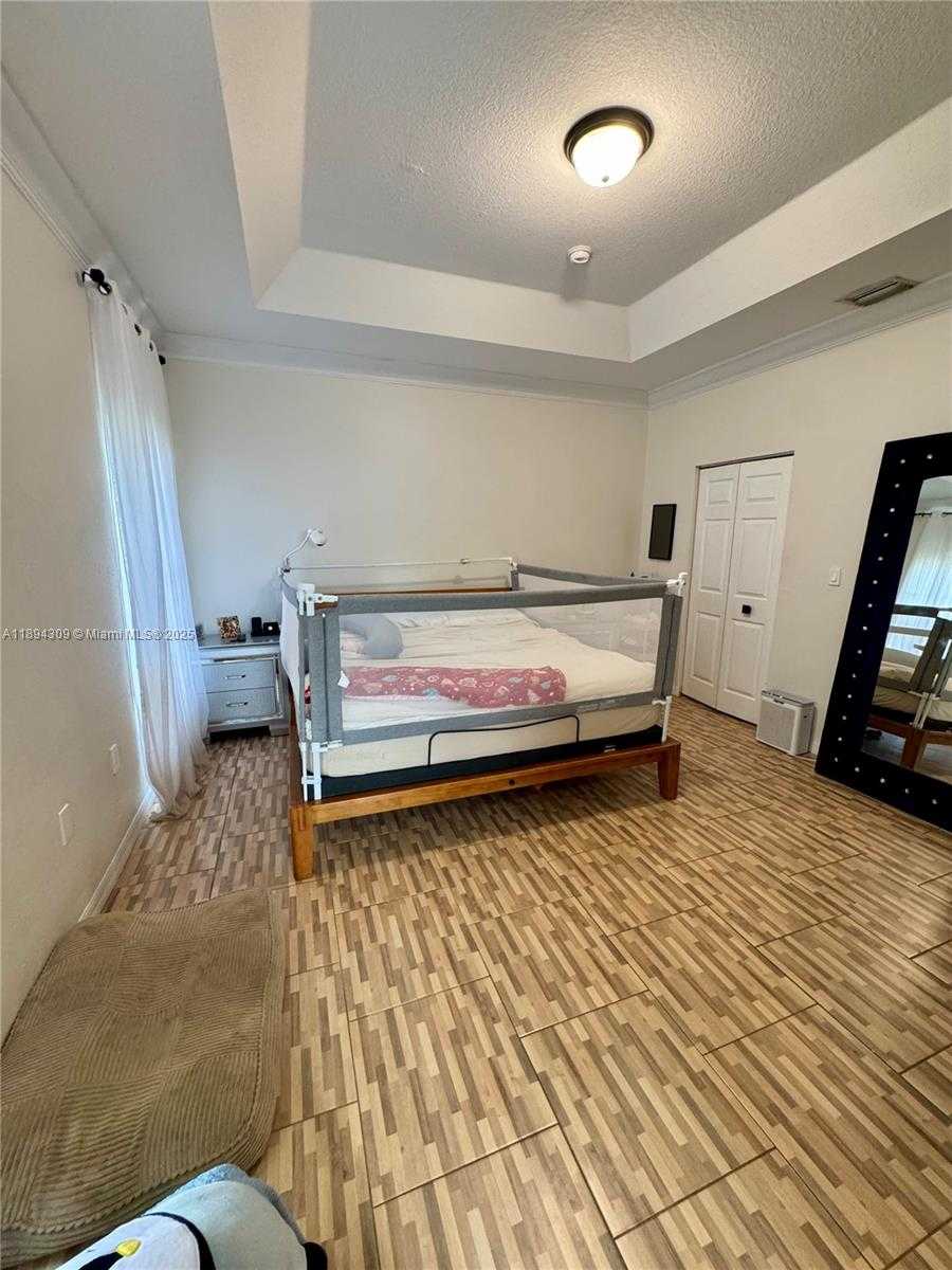 Small Image of 19043 SOUTH WEST 319TH ST, Homestead Number 13