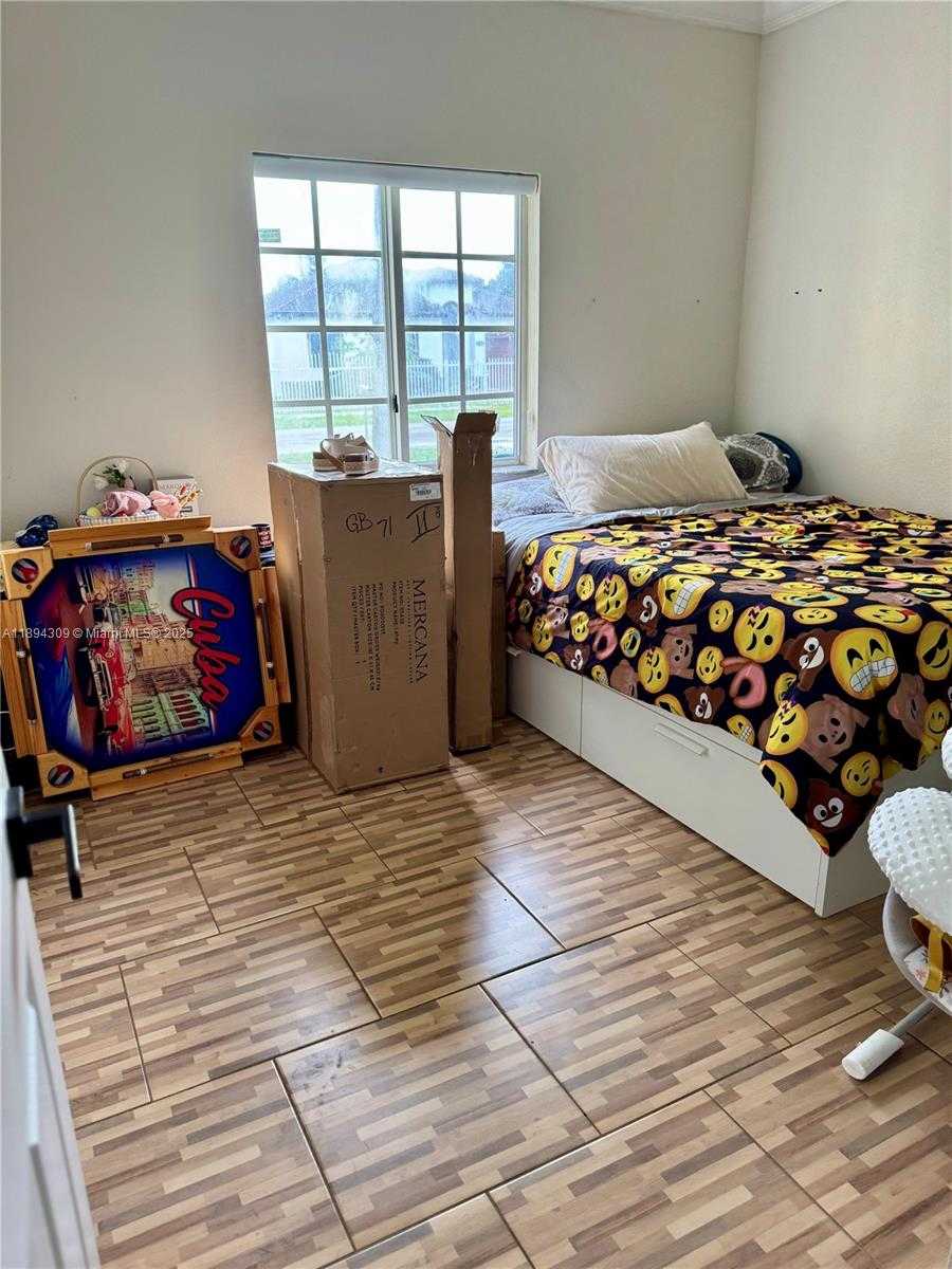 Small Image of 19043 SOUTH WEST 319TH ST, Homestead Number 8