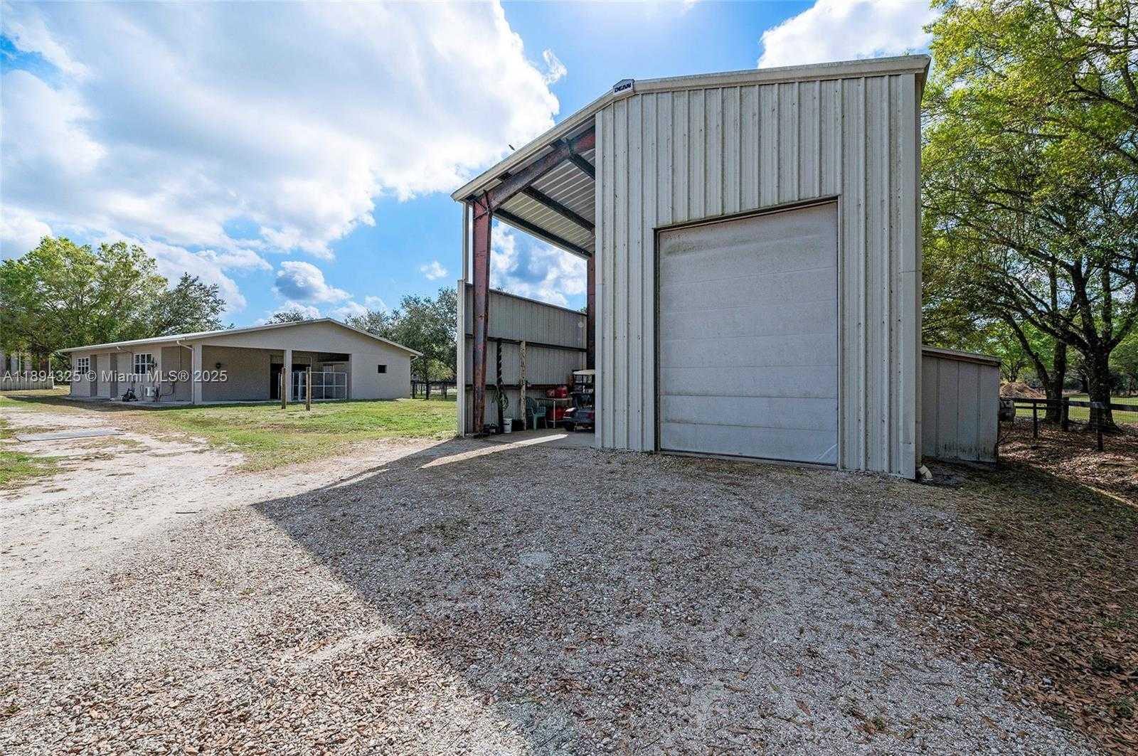 Small Image of 3641 LOBLOLLY BAY RD, Other City - In The State Of Florida Number 38