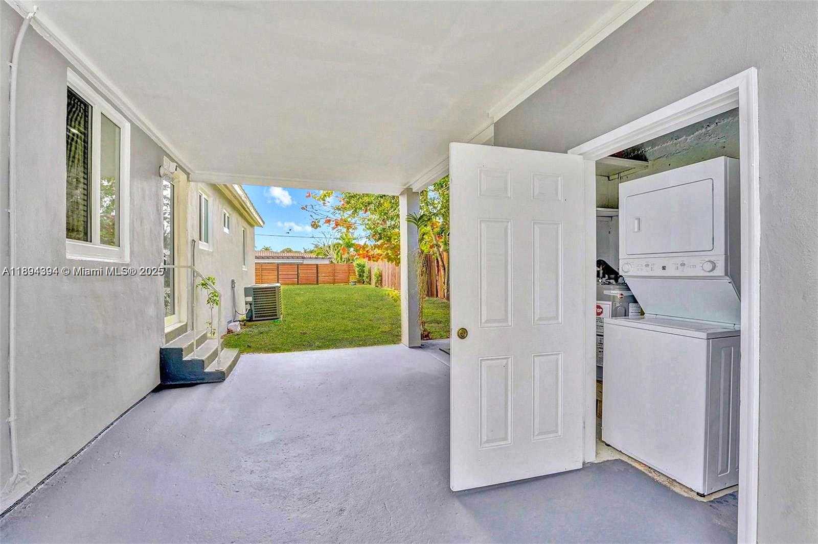 Small Image of 360 NORTH WEST 132ND ST, North Miami Number 19