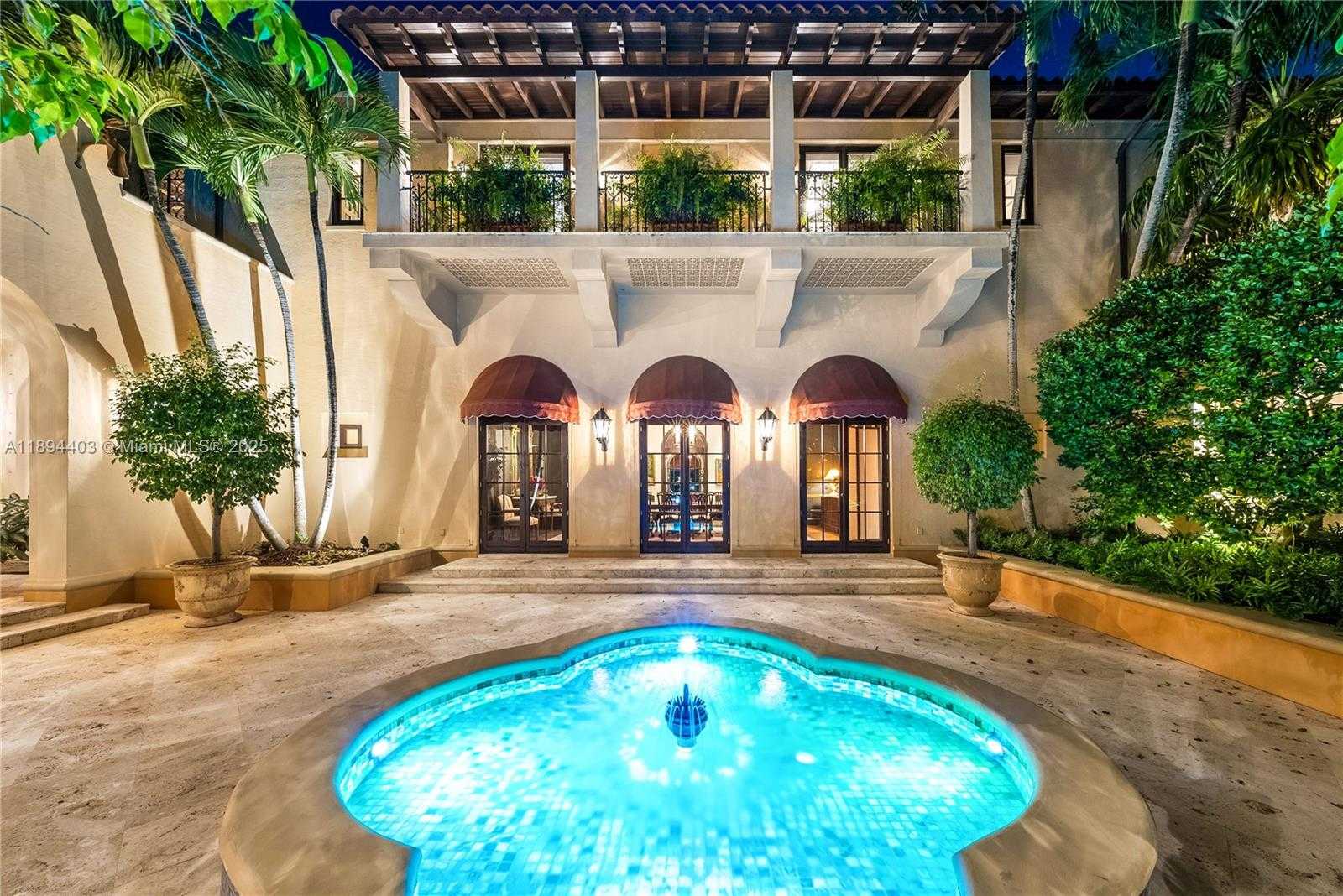 Small Image of 50 CASUARINA CONCOURSE, Coral Gables Number 19