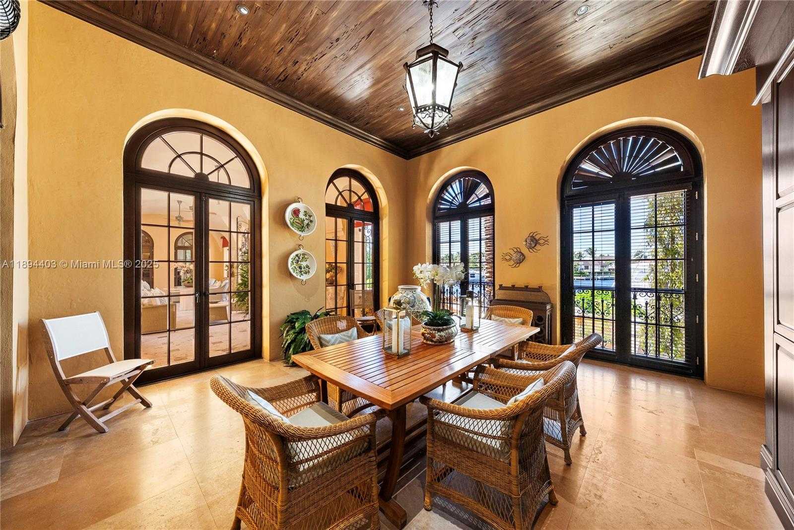 Small Image of 50 CASUARINA CONCOURSE, Coral Gables Number 29