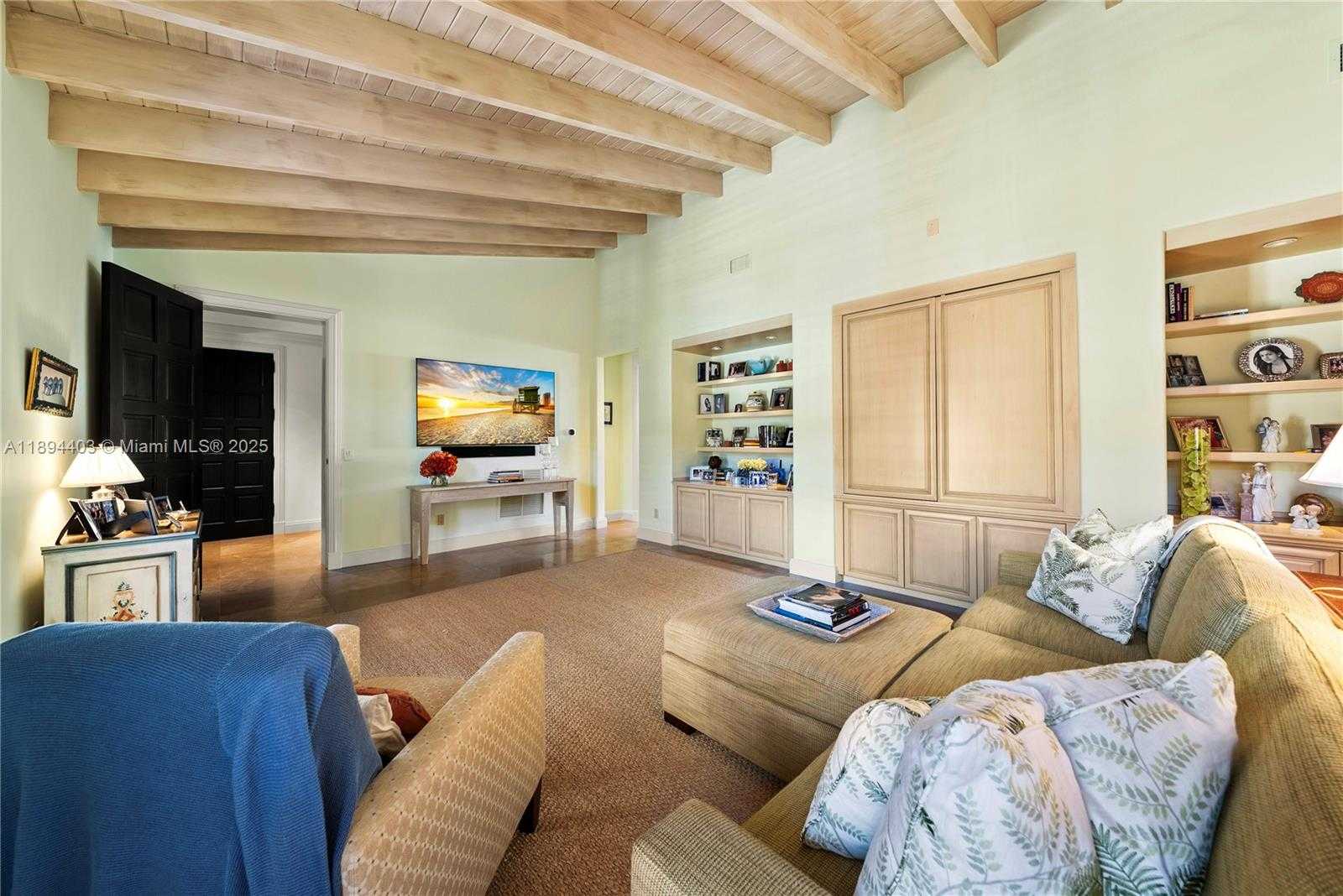 Small Image of 50 CASUARINA CONCOURSE, Coral Gables Number 43